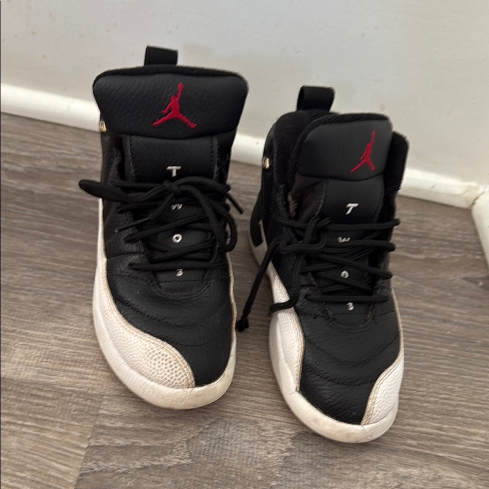 Jordan Kids Sneakers Black and White 

Nike Air Jordan Retro 12